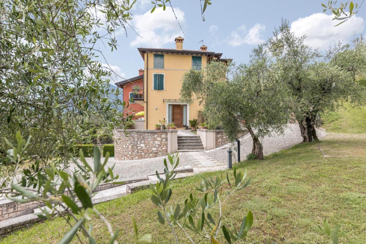 Casa Mandello Apartment Salò Екстериор снимка